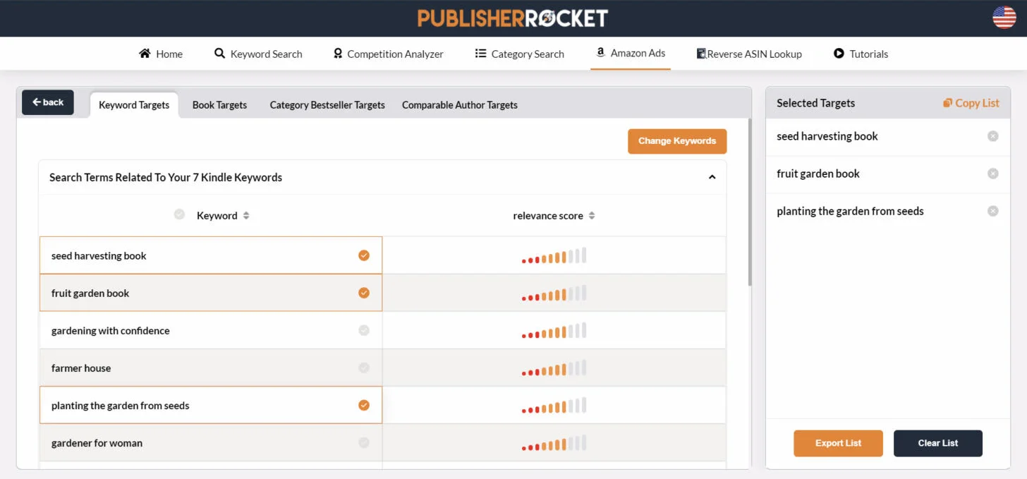 Amazon Ads у Publisher Rocket: ключі, пов'язані з сімома ключами книги, зі шкалою релевантності і списком вибраних ключів